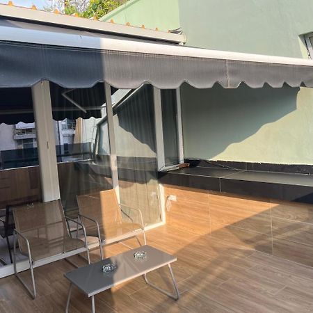 Luxury Apartment At Condor Center Тирана Екстериор снимка